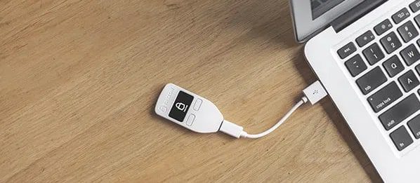 کیف پول سخت افزاری Trezor